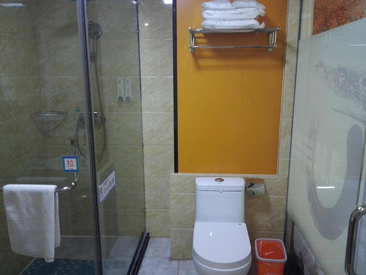 Pai Hotel Jinan Railway Staion North Plaza Dikou Road Exterior photo